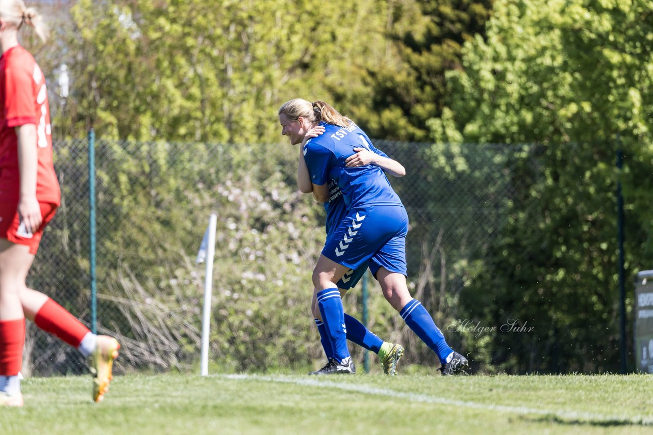 Bild 69 - F TSV Zarpen - Holstein Kiel II : Ergebnis: 2:6